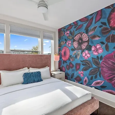The Southern Lady - Newly Renovated Spacious Patio *