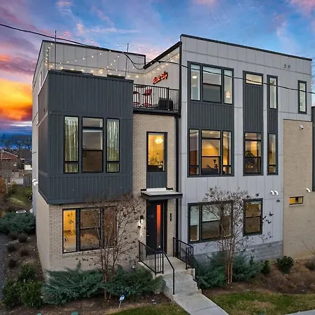 Stunning Private Rooftop Sunset Views * Nashville