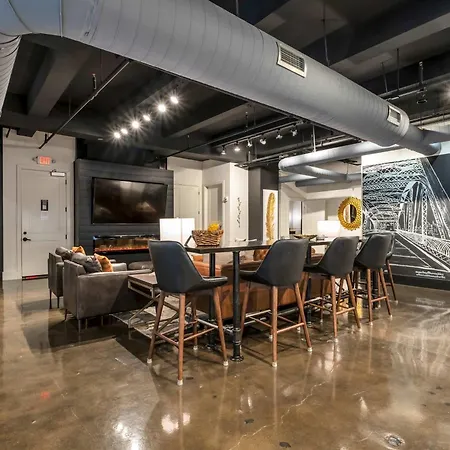 Modern 6br By Maddox Nashville