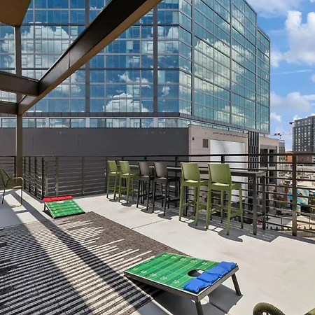 Walk To Broadway! The Man Cave/cowboys & Playboys With Pool & Gym * Nashville
