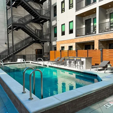 Holiday home The Sound Wave On Music Row Close To Broadway W Pool *