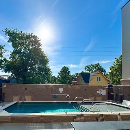 Holiday home The Sound Wave On Music Row Close To Broadway W Pool *