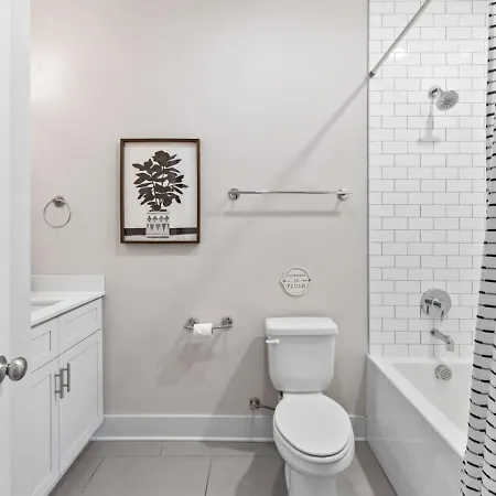 Modern Bliss With Garage By 12 South Restaurants And 2 Miles Broadway *