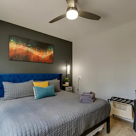 Holiday home Skyline Views Townhome 3 Mi To Broadway Nashville