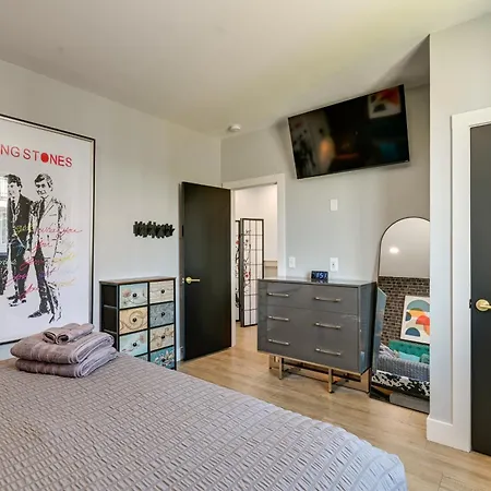 Skyline Views Townhome 3 Mi To Broadway