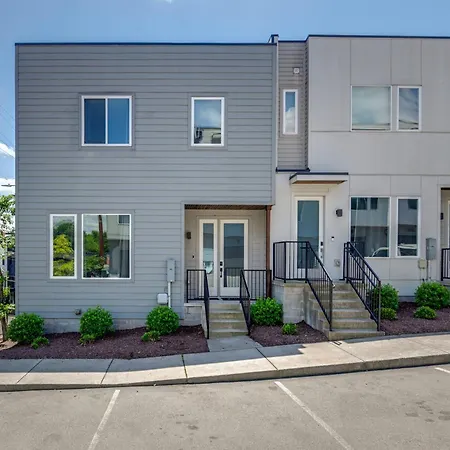 Skyline Views Townhome 3 Mi To Broadway Nashville