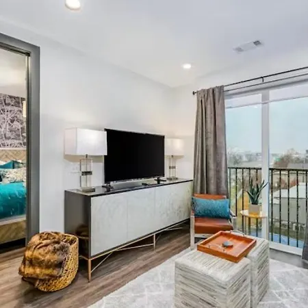 The Muse Emerald Isle Downtowns Favorite By Skyrun Apartment *