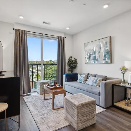 Apartment The Muse Emerald Isle Downtowns Favorite By Skyrun *