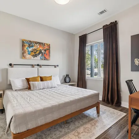 Country Music Themed Goodrich Ave By Skyrun Holiday home