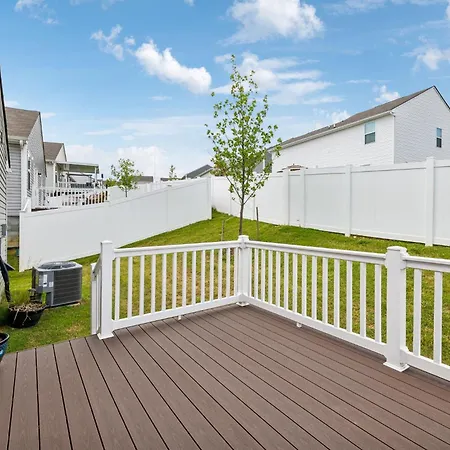 Holiday home Stylish Vibe 2 Bed 2 Bath 30 Or Days By Skyrun