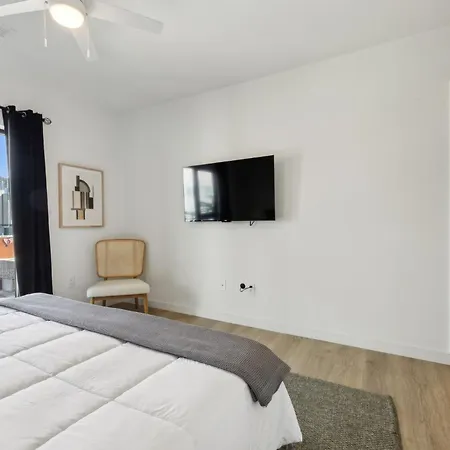 Apartment Skyline Nights Downtown Nash W/ Views, Pool, Gym Nashville