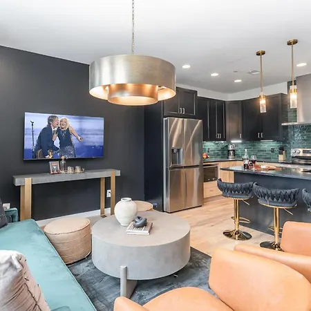 Half Notes - Hot Tub & Grill - Mins To Broadway Holiday home Nashville