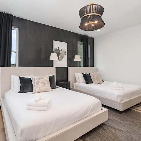 Holiday home Round-up - Private Deck/hot Tub - 7 Mins Broadway