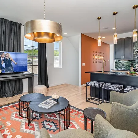 Quadra-4 Unit Combo-rooftop Decks-mins To Broadway * Nashville