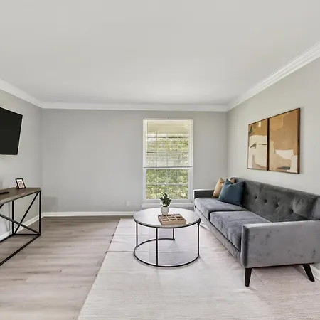 Apartment Jamestown C5 I Comfy 2 Bed 1 Bath *