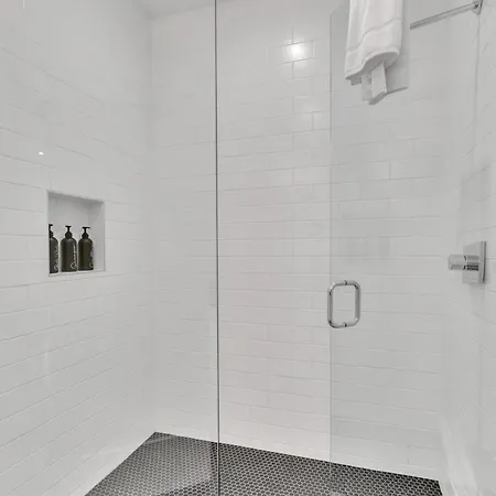 Holiday home 3 Lux Homes Huge Rooftop 2mi To Broadway Sleeps 36 Nashville