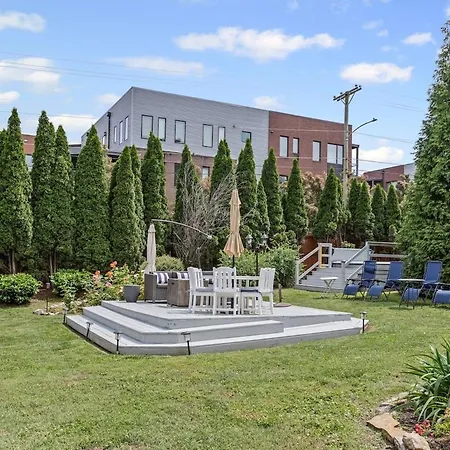 Germantown Old Grand House *
