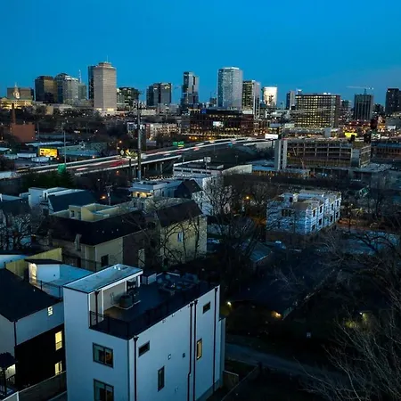 The Jameson House - Downtown Views From Rooftop Lounge