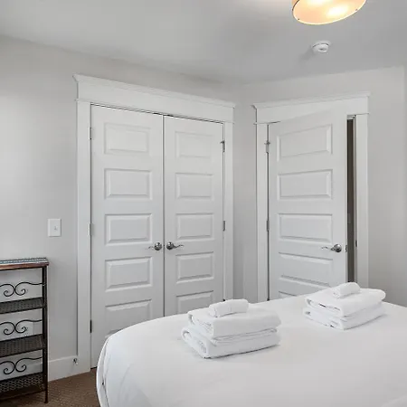 The Sweet House By Local Holiday home Nashville