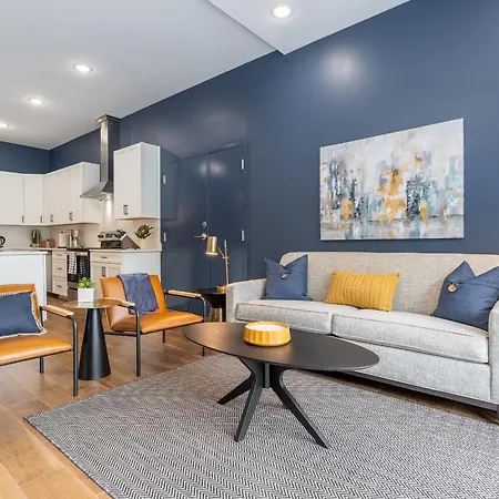 The Sapphire Jewel By Local Apartment *