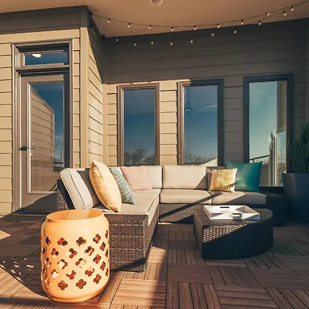 The Horizon Haven By Local * Nashville