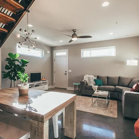 The Horizon Haven By Local Nashville