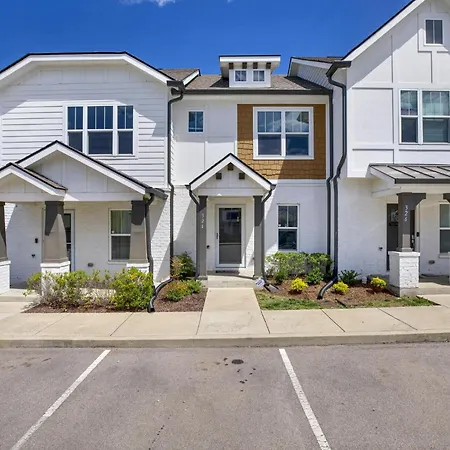 The Everett By Local Holiday home *