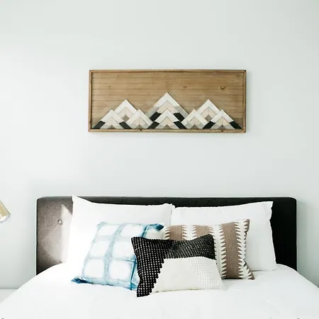 Holiday home The Eden By Local Nashville