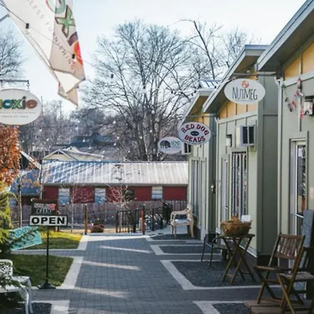 Holiday home Private Rooftop With Garage Walk To Restaurants Shops And Coffee Nashville