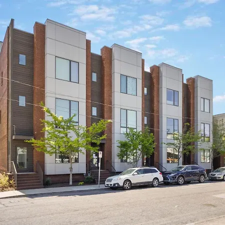 Private Rooftop With Garage Walk To Restaurants Shops And Coffee Holiday home Nashville