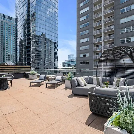 Skyline With Penthouse & Rooftop Deck 6br By Maddox Apartment Nashville