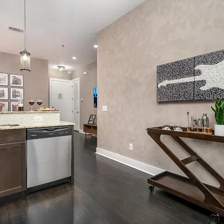 Lofts At 30th - Country Heart - 6 Mins To Broadway Holiday home