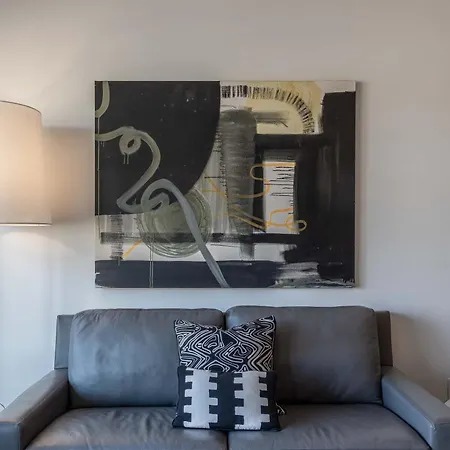 Hotel 121 By Avantstay Nashville