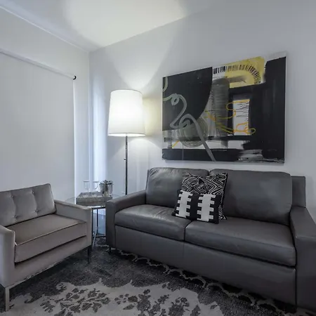 121 By Avantstay Hotel