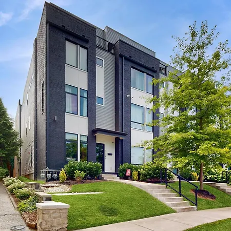 19th & Wedgewood Holiday home *