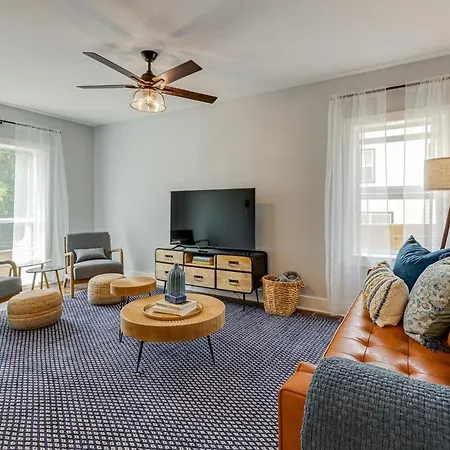 Holiday home Private Rental-sleeps 12-cashville Charm *