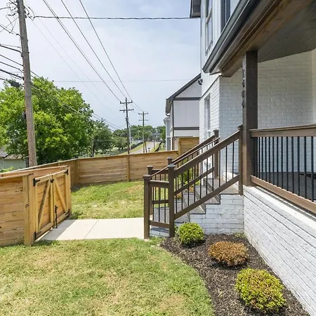Holiday home Private Rental-sleeps 12-cashville Charm *