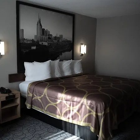 Hotel Super 8 By Wyndham Antioch/nashville South East 2*
