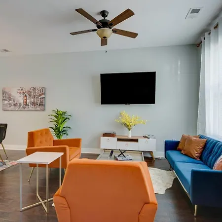 Holiday home Coolest In East