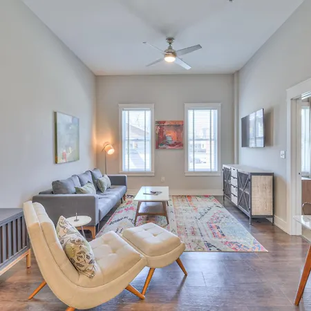 Boutique One Bedroom In Dynamic 12 South 202 Holiday home Nashville