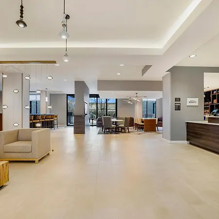 By Marriott Metro Center Hotel 3*