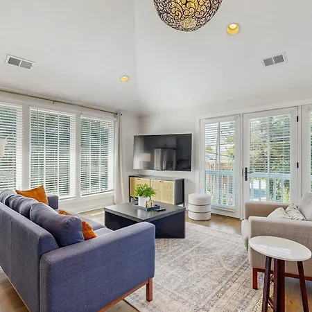 Sweetbrier Serenity Apartment *