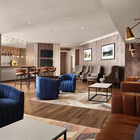 Doubletree By Hilton Downtown Hotel