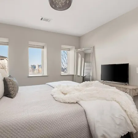 Stella | Downtown Gulch | 7 Min Drive To Broadway! * Nashville