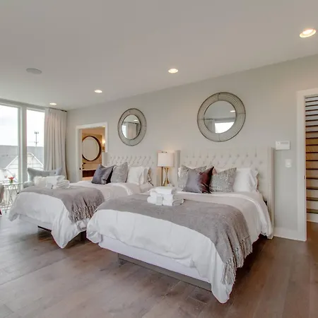 The Augustine! | Views, Gym, Walk To Gulch *