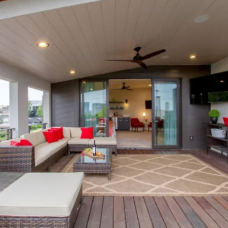 Holiday home The Augustine! | Views, Gym, Walk To Gulch Nashville