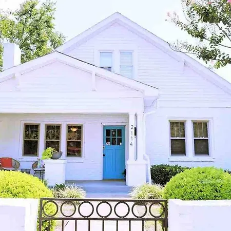 House! Hot Tub, Marg Machine, Walk 12south *