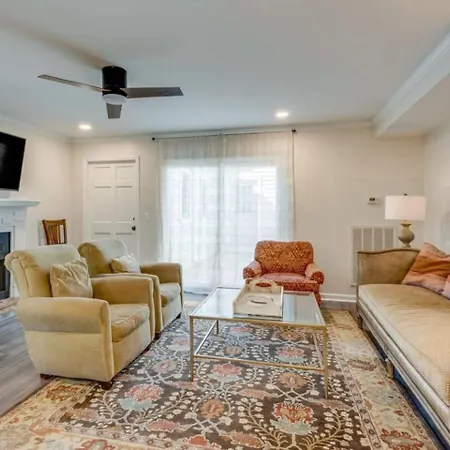 Holiday home A Luxury Townhouse - Music Rowdowntown Nashville