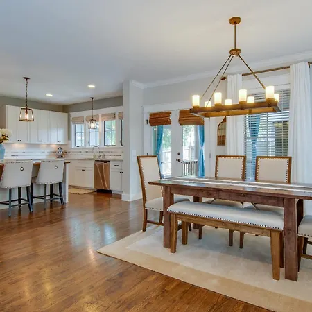Private Backyard - Near Bicentennial Park Nashville