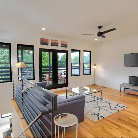 Trendy Weho - Near Dt Holiday home *